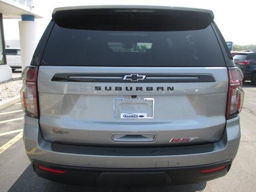 2024 Chevrolet Suburban RST