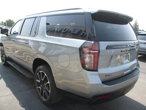 2024 Chevrolet Suburban RST