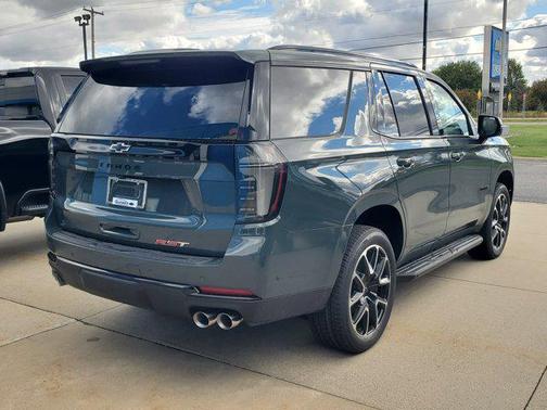 2026 Chevrolet Tahoe 4WD RST