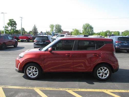 2023 Kia Soul LX