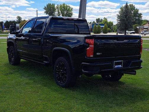 2025 Chevrolet Silverado 2500 High Country
