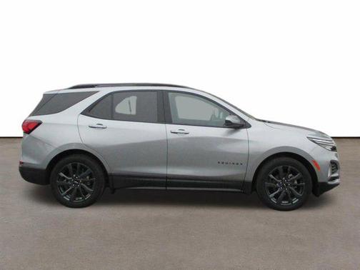 Sterling Gray Metallic 2023 Chevrolet Equinox FWD RS