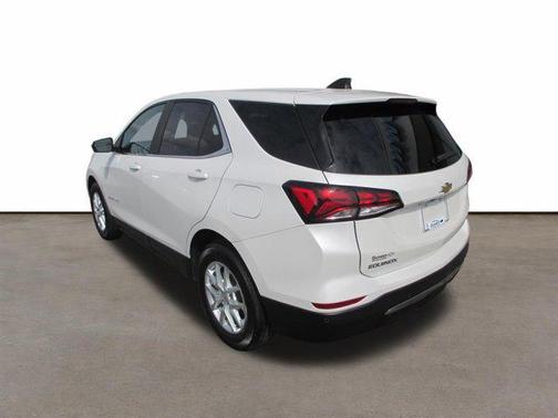 Iridescent Pearl Tricoat 2023 Chevrolet Equinox 1LT