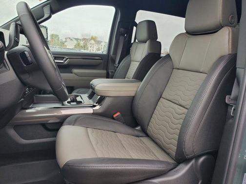 2026 Chevrolet Silverado 2500 Crew Cab, Standard Bed, XR2, 4WD