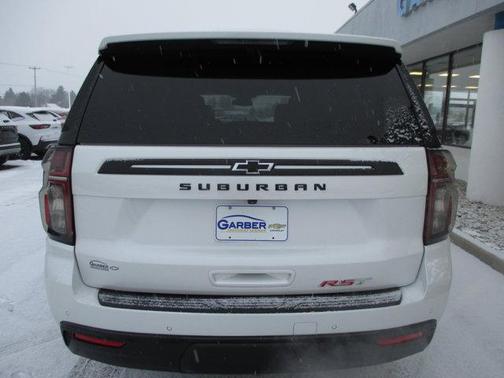 2023 Chevrolet Suburban RST