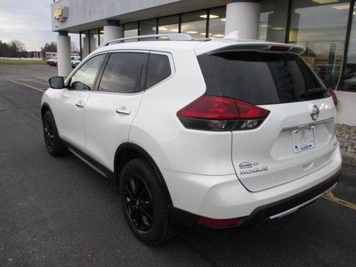 2020 Nissan Rogue SV