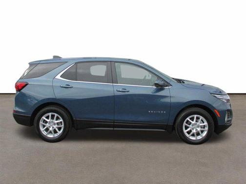 Lakeshore Blue Metallic 2024 Chevrolet Equinox 1LT