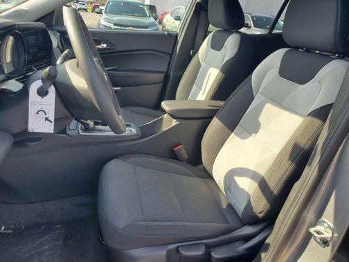 Sterling Gray Metallic 2026 Chevrolet Trax LS