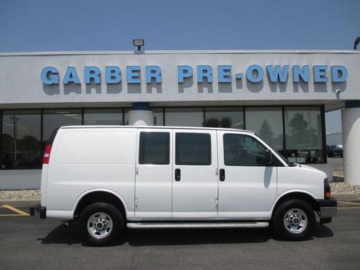 2023 GMC Savana 2500 Work Van