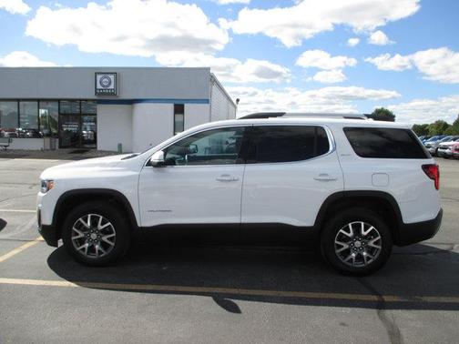 2023 GMC Acadia AWD SLT
