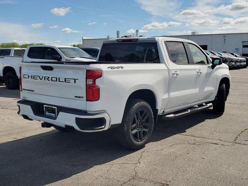Summit White 2026 Chevrolet Silverado 1500 RST