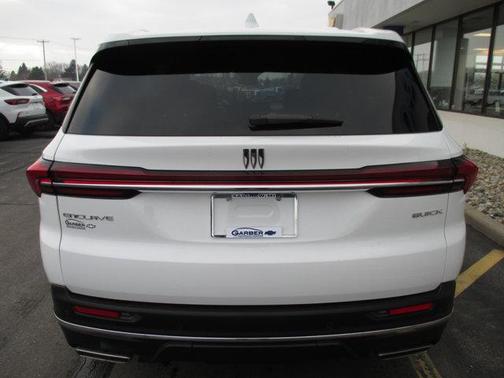 2025 Buick Enclave Preferred FWD