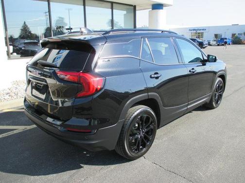 2021 GMC Terrain SLE