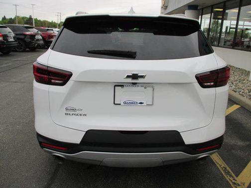 Summit White 2024 Chevrolet Blazer 2LT