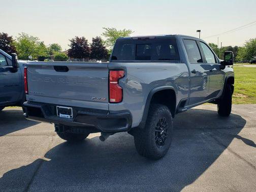 2025 Chevrolet Silverado 2500 4WD Crew Cab Standard Bed ZR2