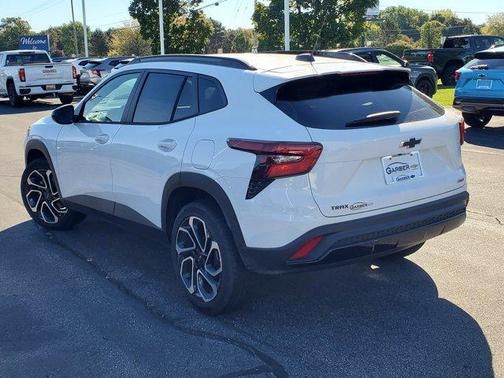 2026 Chevrolet Trax FWD 2RS