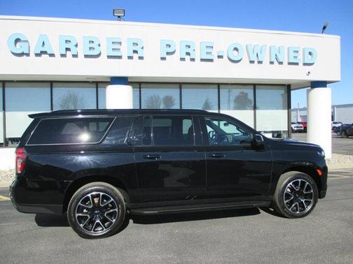 2022 Chevrolet Suburban RST