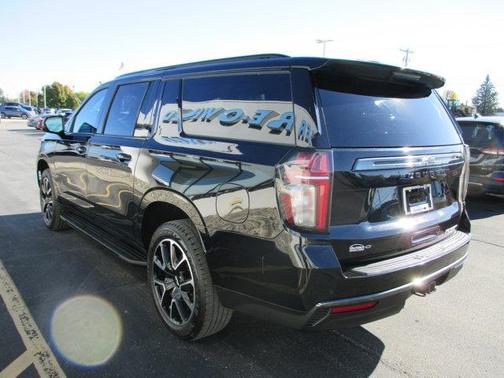 2022 Chevrolet Suburban RST