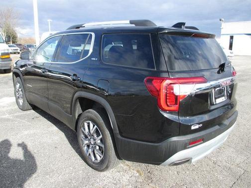 2023 GMC Acadia FWD SLT