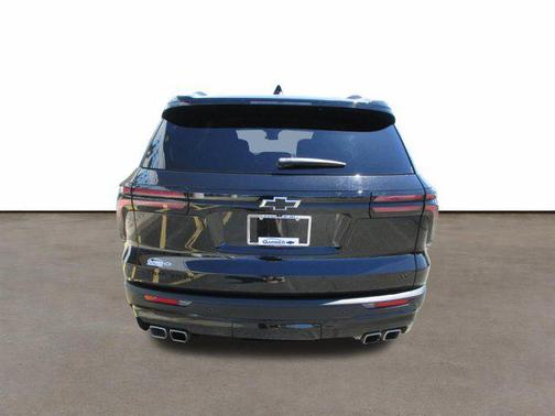 Mosaic Black Metallic 2024 Chevrolet Traverse LT