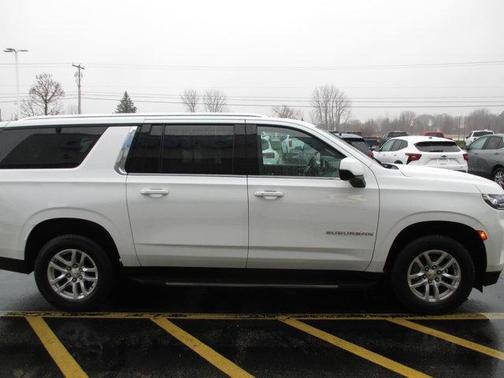 2021 Chevrolet Suburban LS