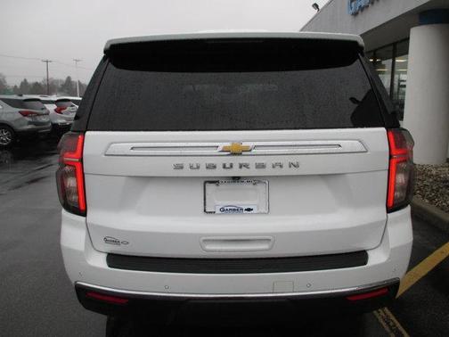 2021 Chevrolet Suburban LS