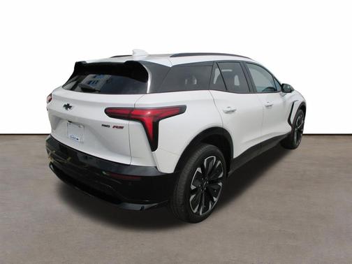Iridescent Pearl Tricoat 2025 Chevrolet Blazer EV AWD RS