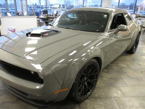 2017 Dodge Challenger R/T 392