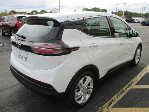 2022 Chevrolet Bolt EV FWD 1LT