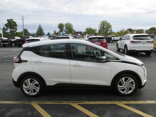 2022 Chevrolet Bolt EV FWD 1LT