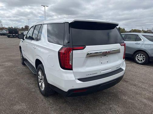 2022 GMC Yukon SLE