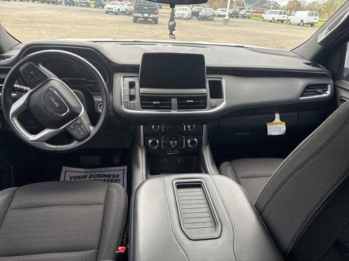 2022 GMC Yukon SLE