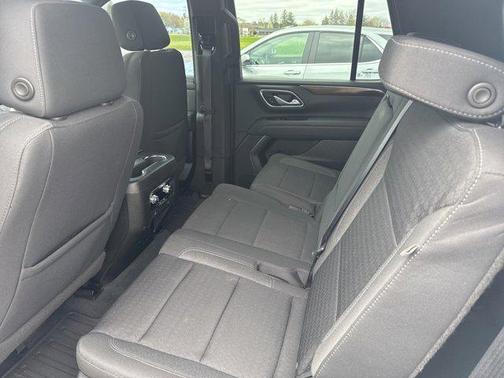 2022 GMC Yukon SLE