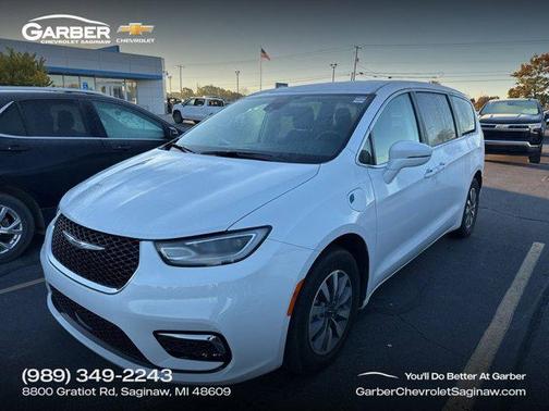 2022 Chrysler Pacifica Hybrid Touring L