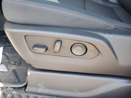 2025 Chevrolet Silverado 2500 Custom