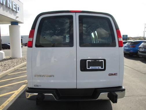 2022 GMC Savana 2500 Work Van