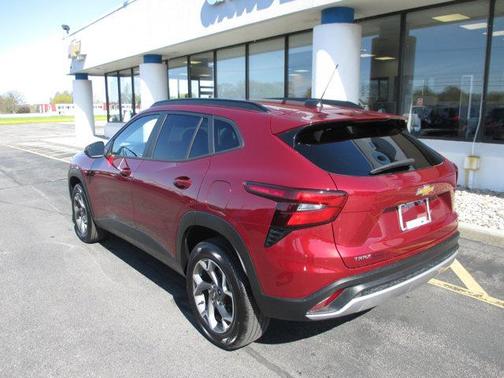 2024 Chevrolet Trax LT