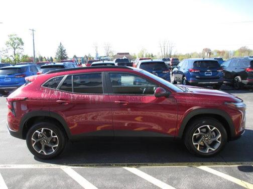 2024 Chevrolet Trax LT