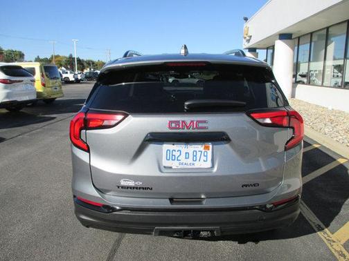2021 GMC Terrain SLE