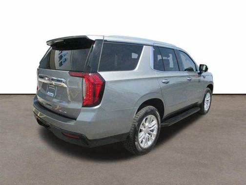 Sterling Metallic 2023 GMC Yukon SLE