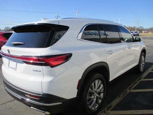 2025 Buick Enclave Preferred FWD
