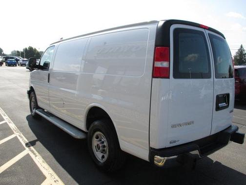 2023 GMC Savana 2500 Work Van
