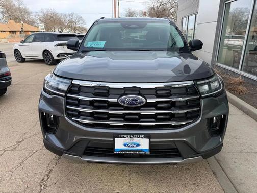 2026 Ford Explorer Active (200A)