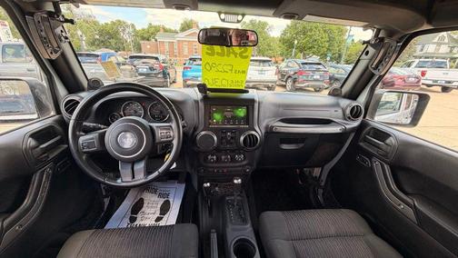 Bright Silver Metallic Clearcoat 2011 Jeep Wrangler Unlimited Sport