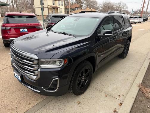 2021 GMC Acadia AWD AT4