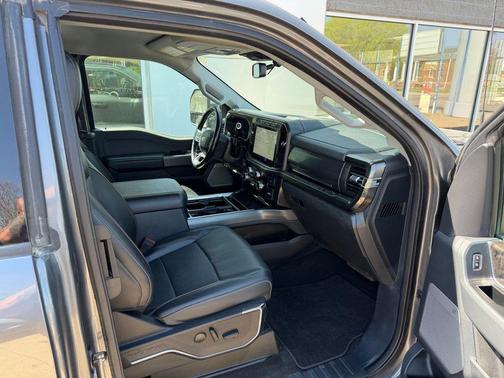 CARBONIZED GRAY 2023 Ford F-350 Lariat