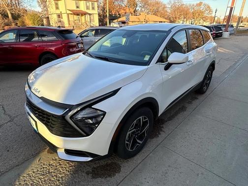 2023 Kia Sportage LX