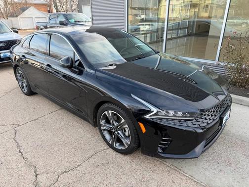 2022 Kia K5 EX