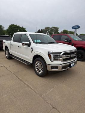 STAR WHITE METALLIC TRICOAT 2026 Ford F-150 Lariat