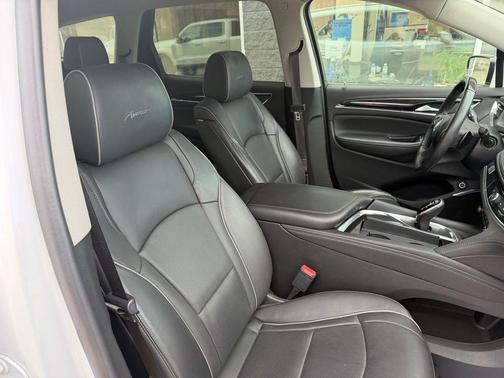 White Frost Tricoat 2021 Buick Enclave AWD Avenir